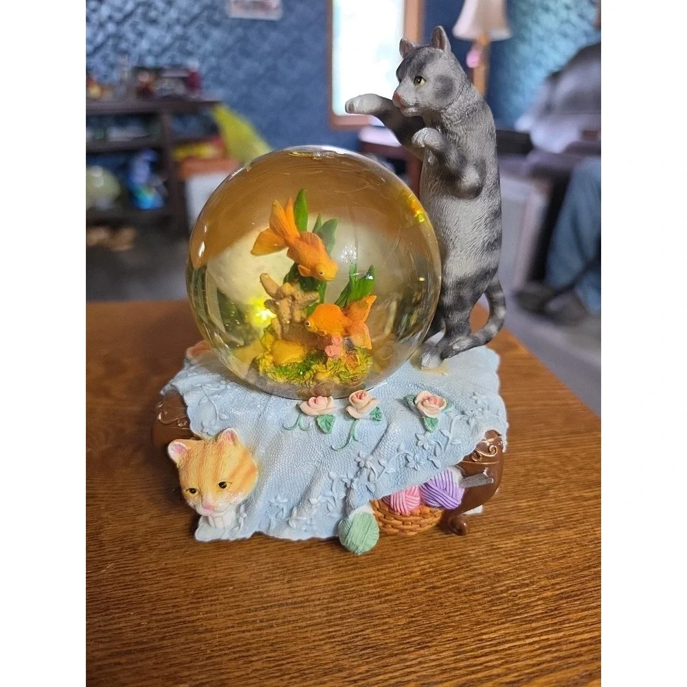 San Francisco Music Box Co Snow Globe Kitty Goldfish A Dream Is A Wish